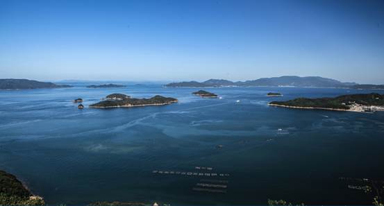 海边的风景AI 生成的内容可能不正确。