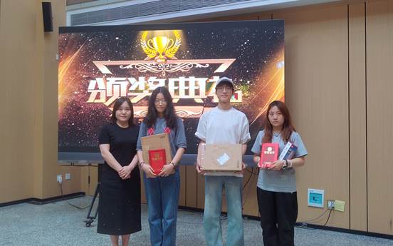 f7263c123437c2c2ffcf4c94a62db8a