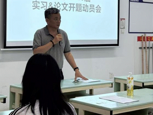 /Users/apple/Desktop/截屏2025-06-13 18.05.10.png截屏2025-06-13 18.05.10