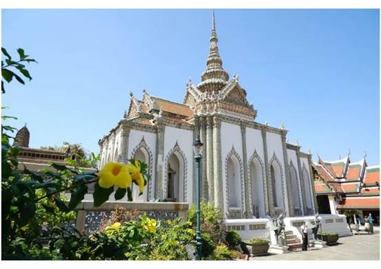 405a3de95538e3951d81daa66bd2840178f7bdb1